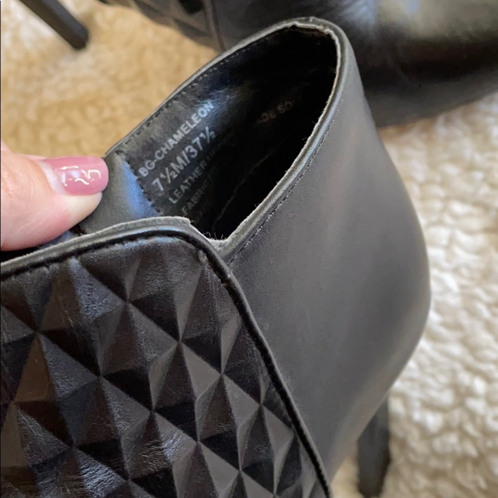 BCBGirls Black Quilted Leather Pointed Toe Ankle Booties with Gold Zippers - Picture 6 of 7
